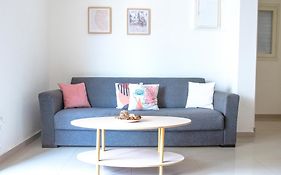 Your Comfy Apartment In Acropolis Area