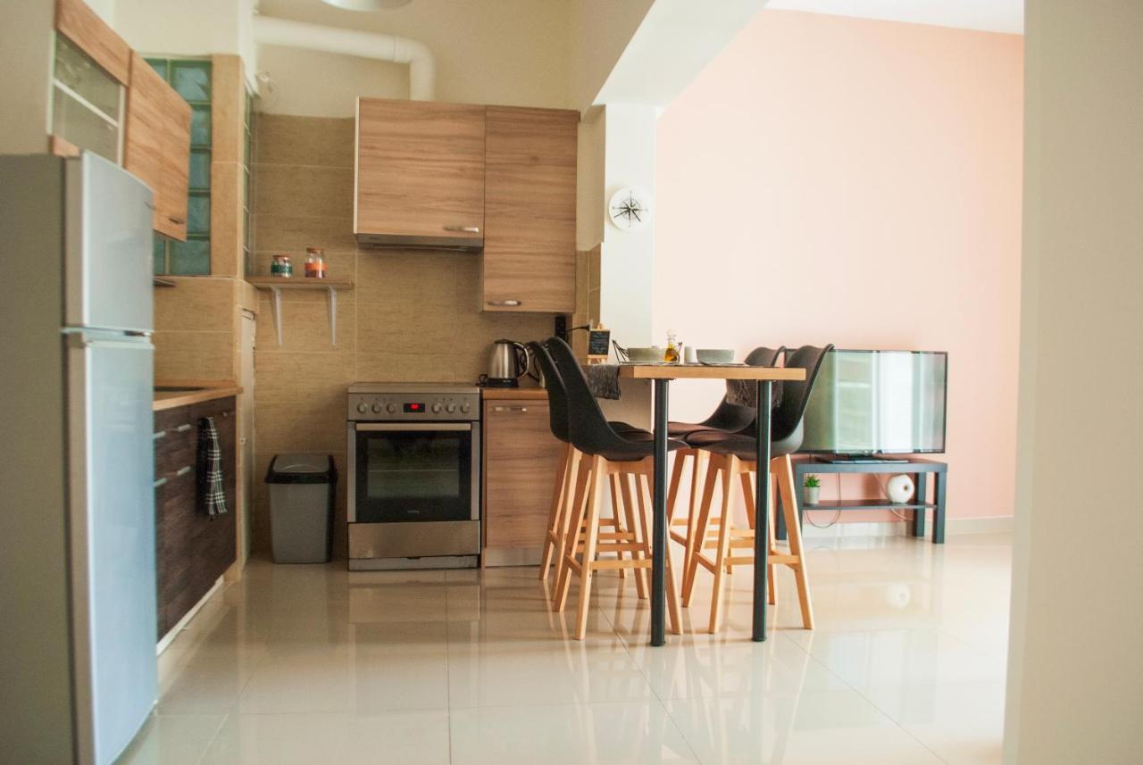 Your Comfy Apartment In Acropolis Area Αθήνα Εξωτερικό φωτογραφία